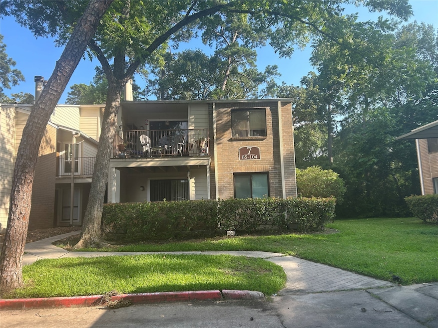 3500 Tangle Brush Dr unit 104, the Woodlands, TX 77381 - photo 1