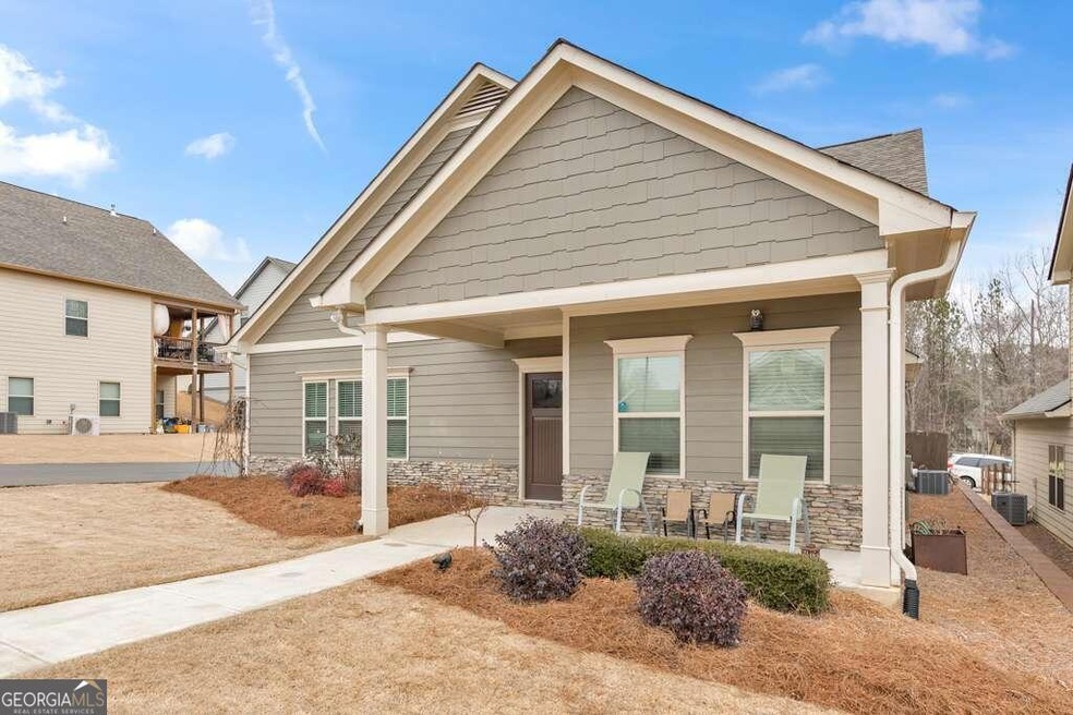 Sold $400,000 • Co-Listing Agent