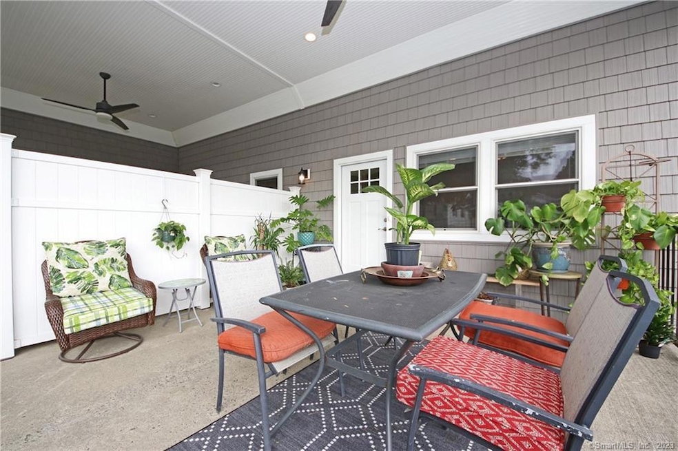 719 Danbury Rd unit Front, Ridgefield, CT 06877 - photo 1