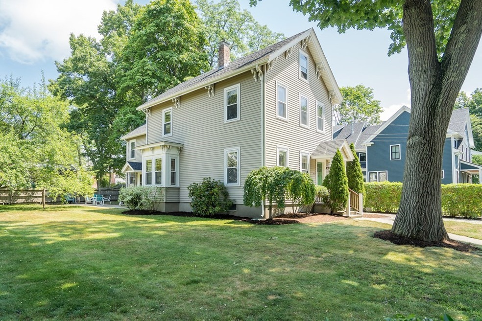 27 Walnut St, Needham, MA 02492 - photo 1