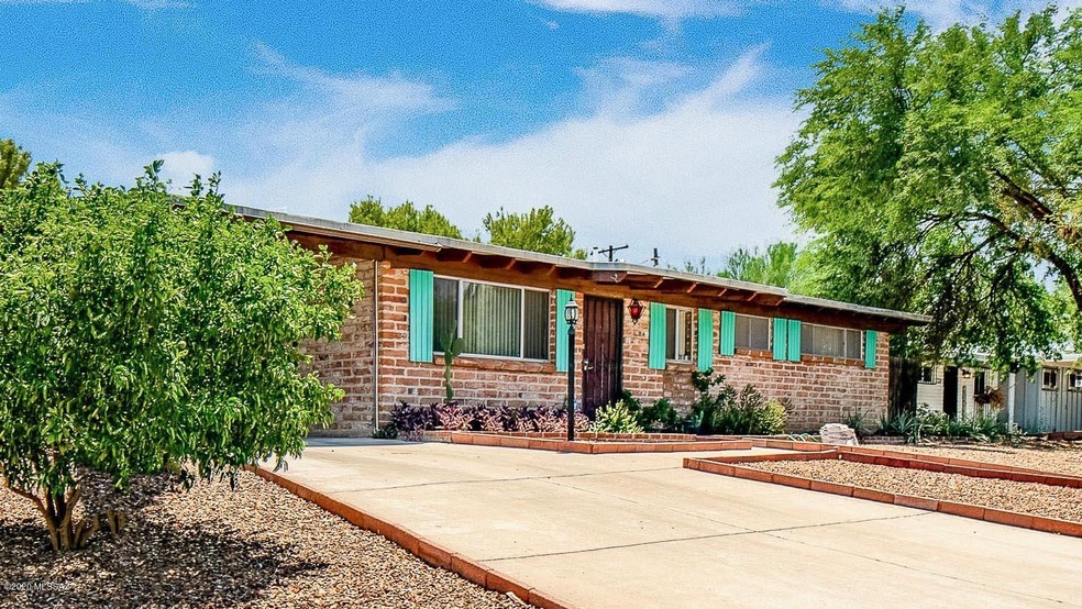 Welcome Home! 7232 E. Paseo San Andres