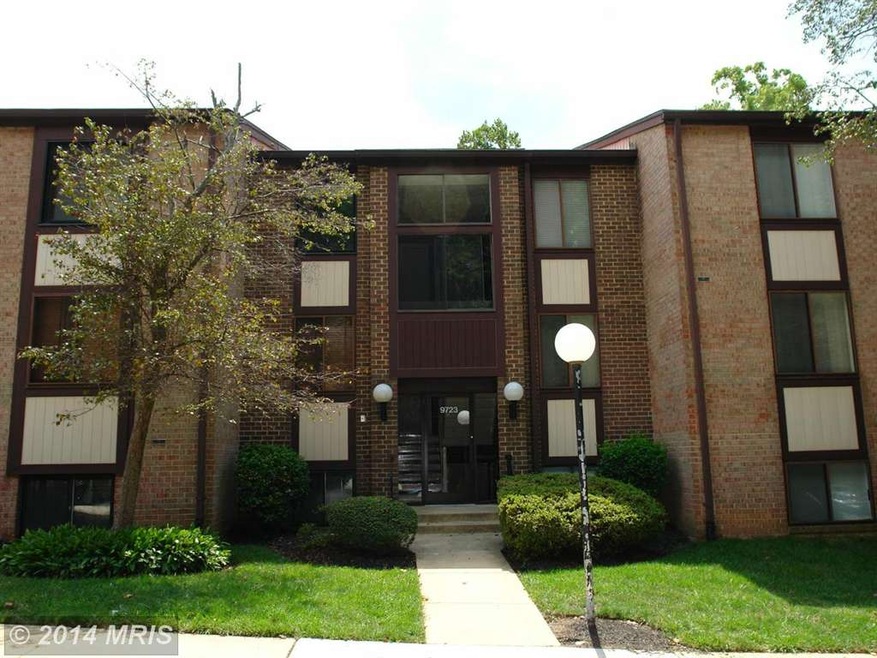 9723 Kings Crown Ct unit 1, Fairfax, VA 22031 - photo 1