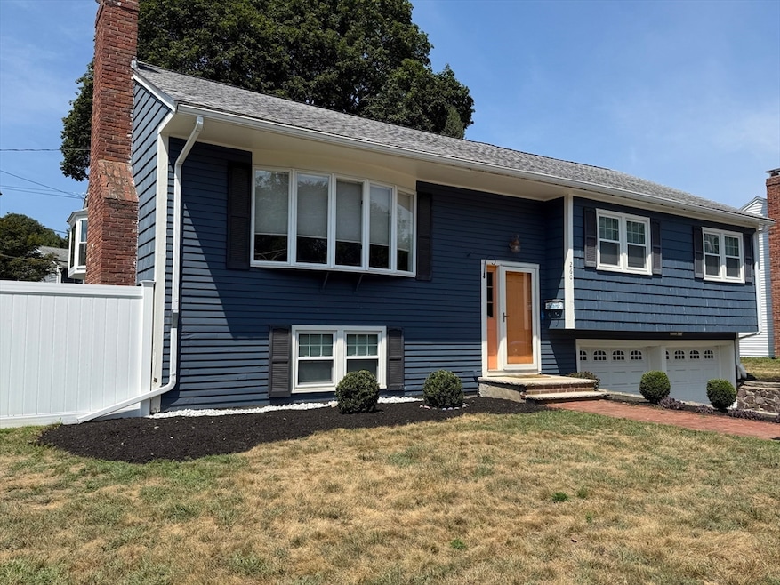 Sold $910,000 • Co-Listing Agent