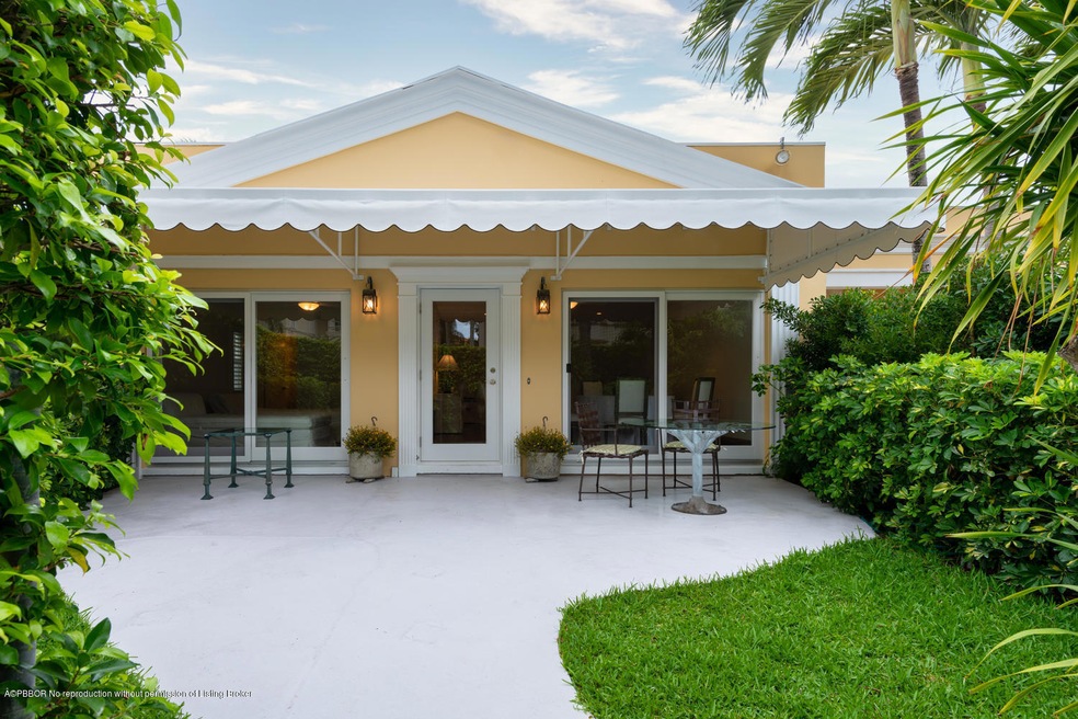 225 Everglade Ave Villa 1