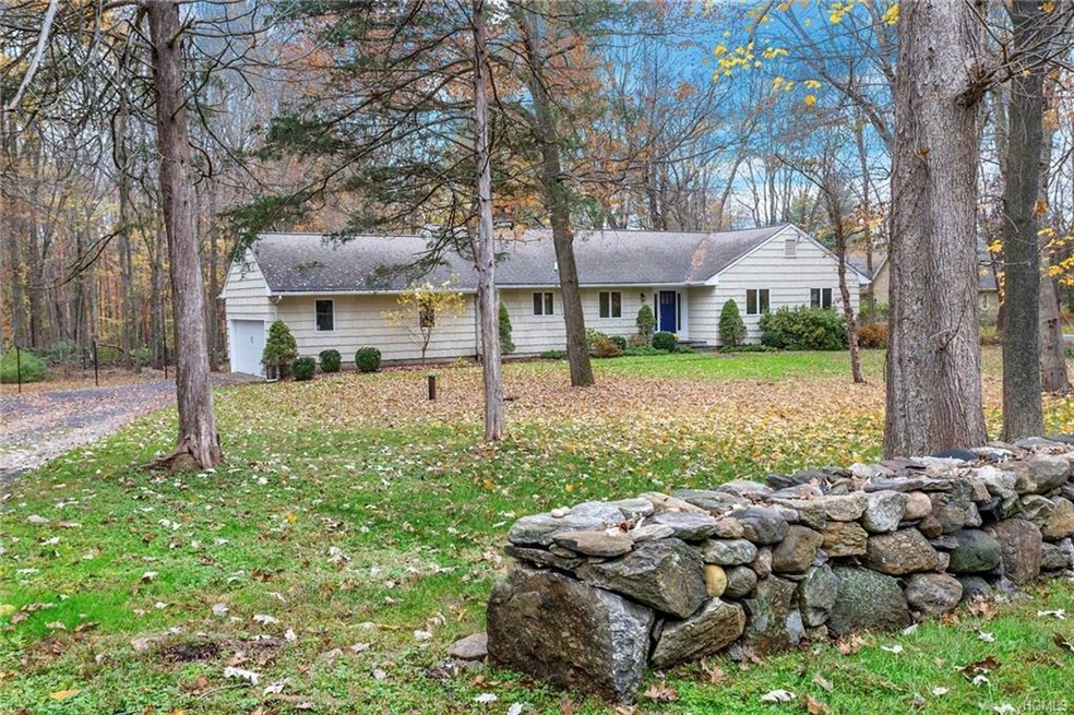 7 Cedar Hill Ln, Pound Ridge, NY 10576 - photo 1