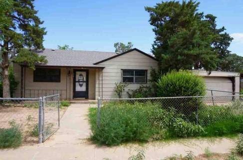 320 77th St, Lubbock, TX 79404 - photo 1