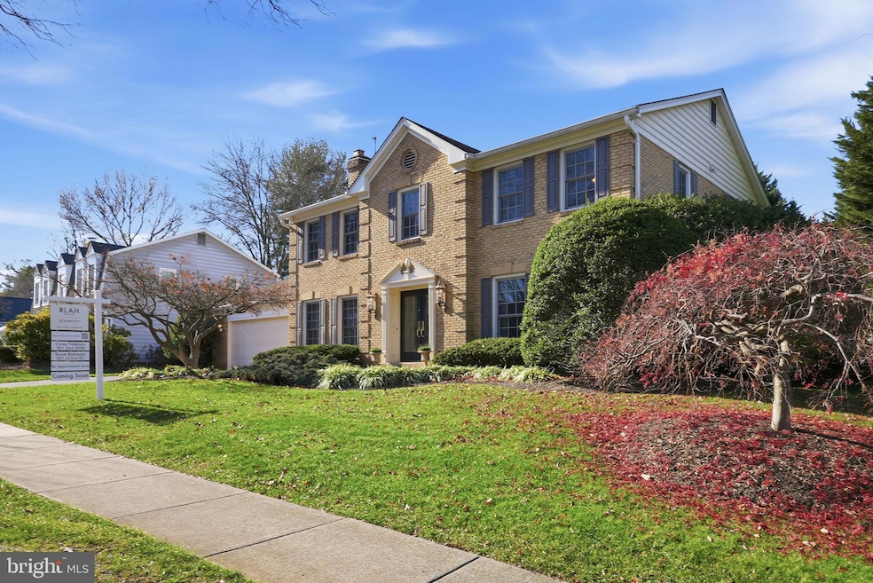 13004 N Commons Way, Potomac, MD 20854 - photo 1