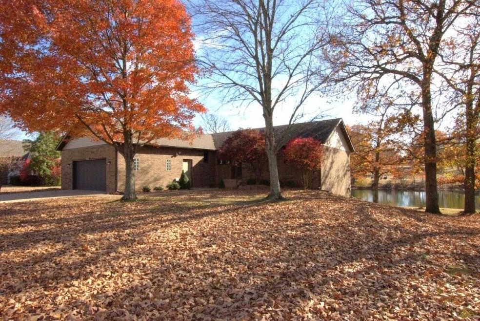 126 Briarbrook Dr, Carl Junction, MO 64834 - photo 1