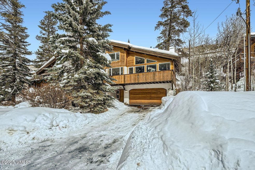 4173 B Spruce Way - MLS Sized - 001 - 01