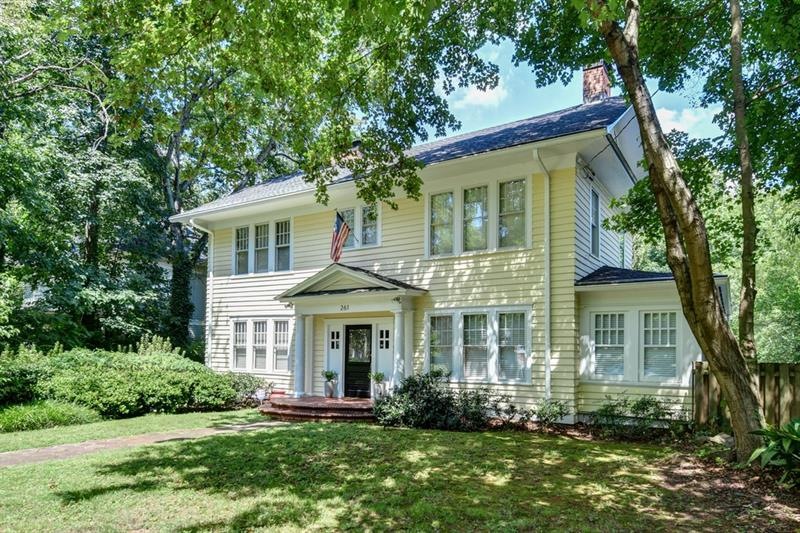 Landmark traditional home 