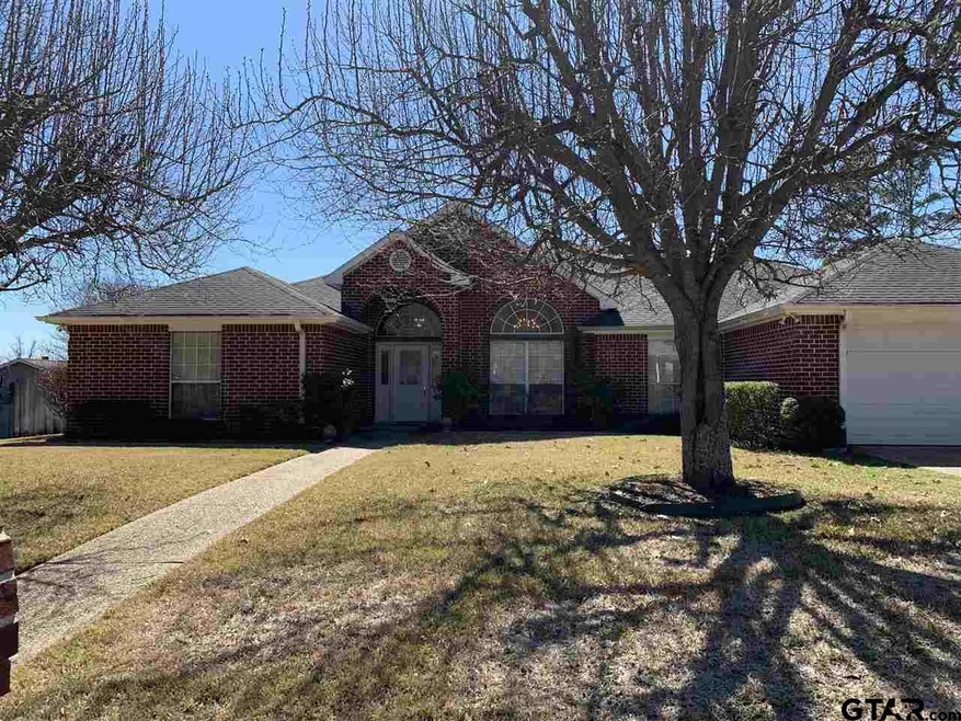 1013 1013 Beth, Tyler, TX 75703 - photo 1