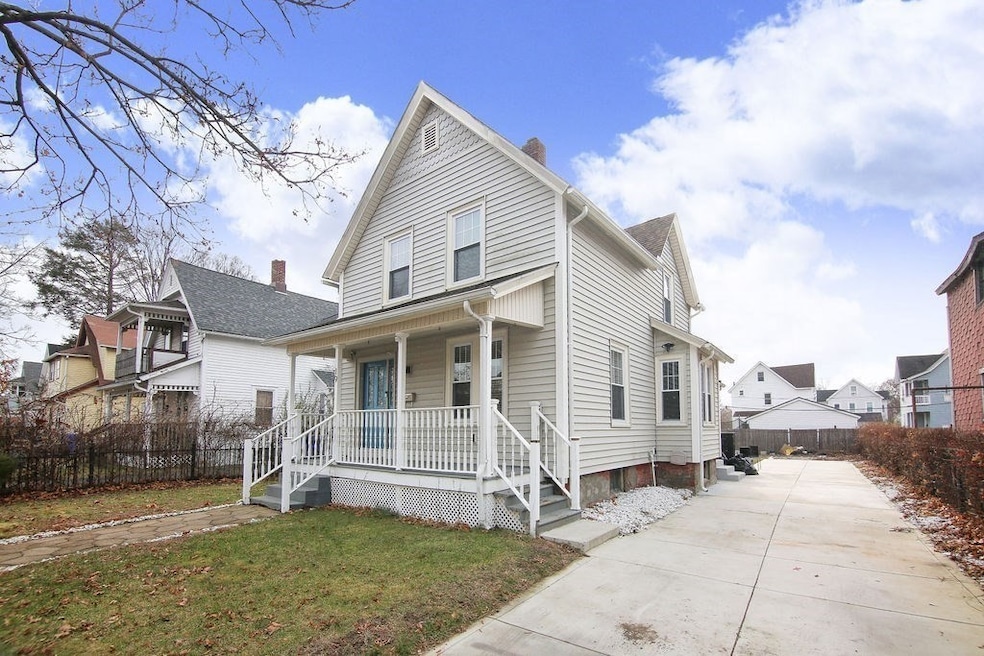 Sold $250,000 • Co-Listing Agent