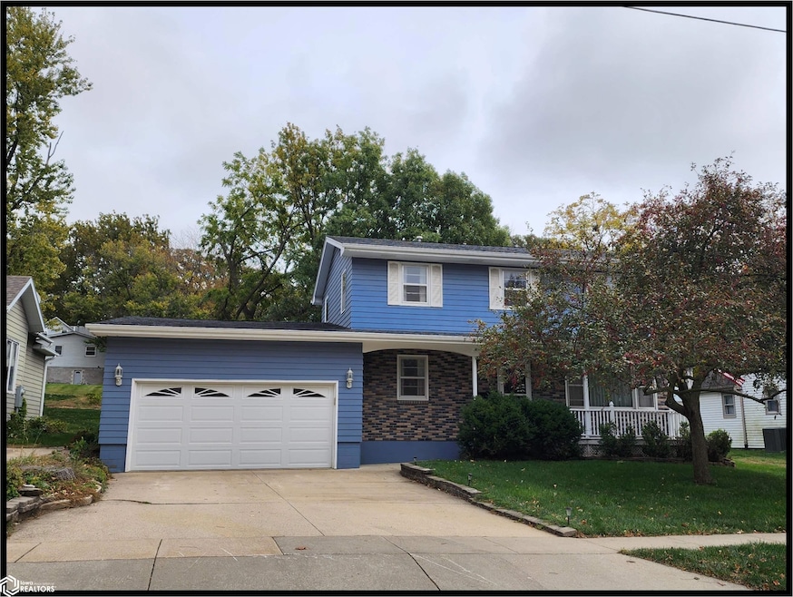 1104 Birch St, Atlantic, IA 50022 - photo 1