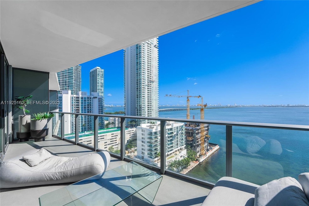 Icon Bay unit 1806, Miami, FL 33137 - photo 1