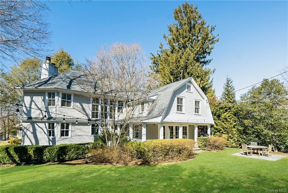 237 Old Army Rd, Scarsdale, NY 10583 - photo 1