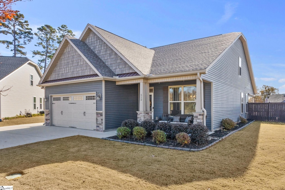 512 Presley Ct, Greer, SC 29651 - photo 1