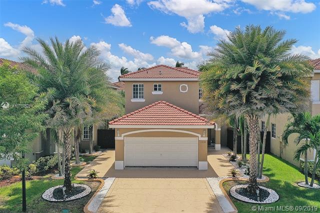 11232 NW 43rd Terrace, Doral, FL 33178 - photo 1