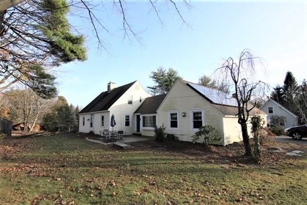 9 Cherry St, Greenfield, MA 01301 - photo 1