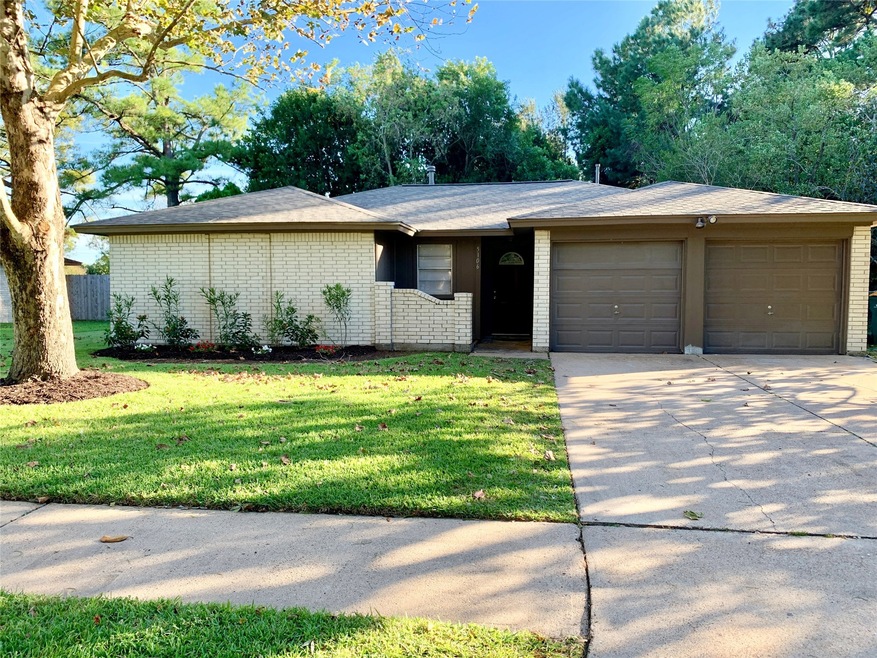 5106 Woodville Ln, Pearland, TX 77584 - photo 1