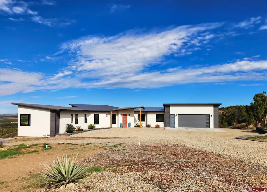 Pending $875,000 • Co-Listing Agent