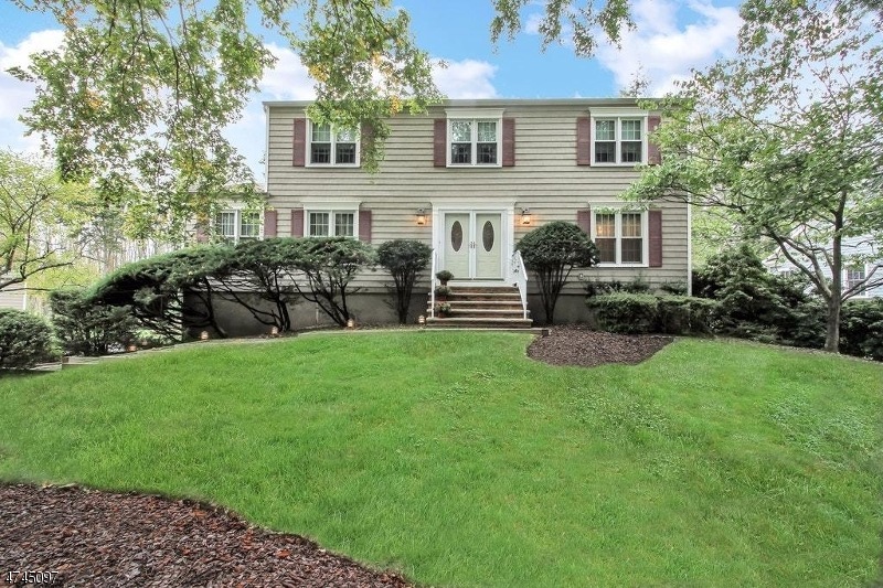 31 Pembrooke Rd, Chatham, NJ 07928 - photo 1