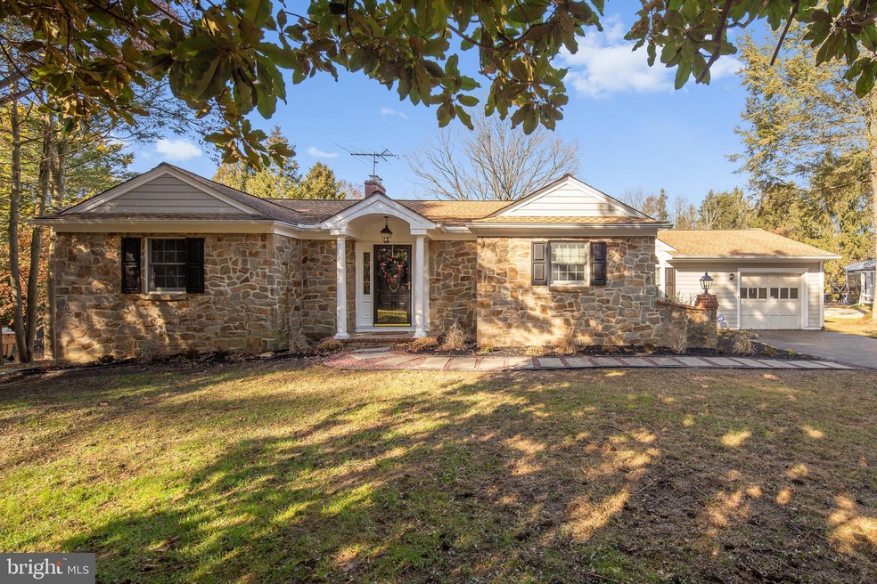 872 Sharpless Rd, Hockessin, DE 19707 - photo 1