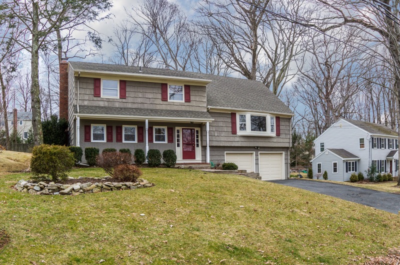 32 Stevens St, Bernardsville, NJ 07924 - photo 1