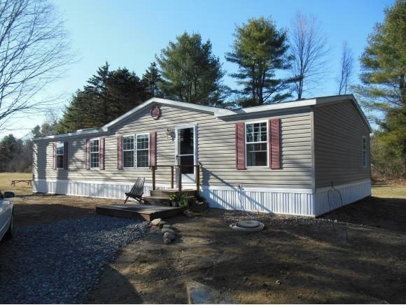 20 Lacourse St, Plymouth, NH 03264 - photo 1