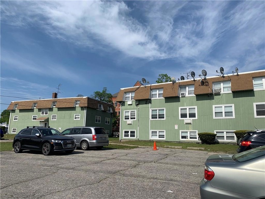 289 East Ave unit 9, Pawtucket, RI 02860 - photo 1