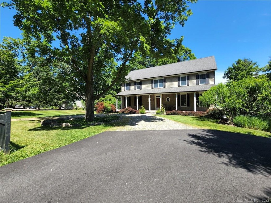 15 Maple Shade Rd, Ridgefield, CT 06877 - photo 1