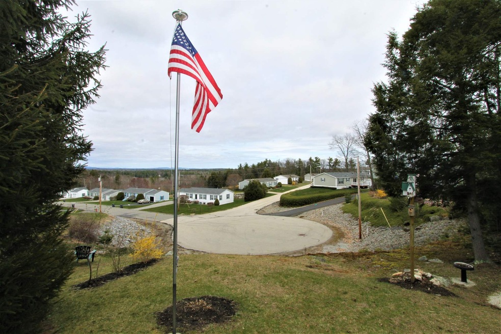 6 Brooklyns Way, Hampstead, NH 03841 - photo 1