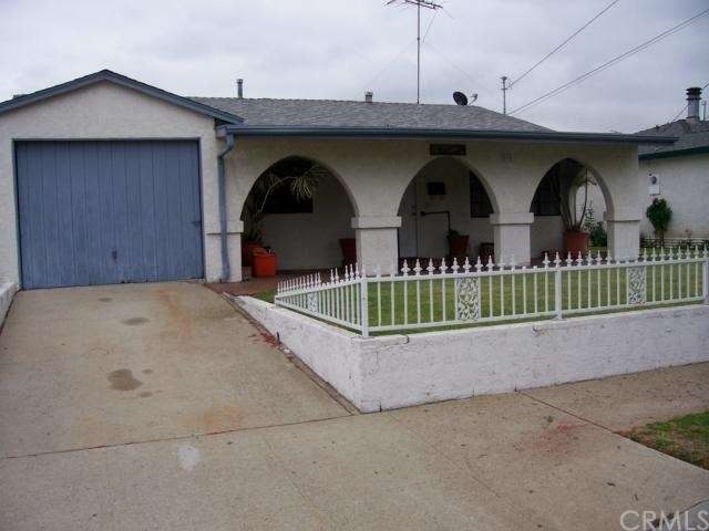 FRONT VIEW OF THE HOME