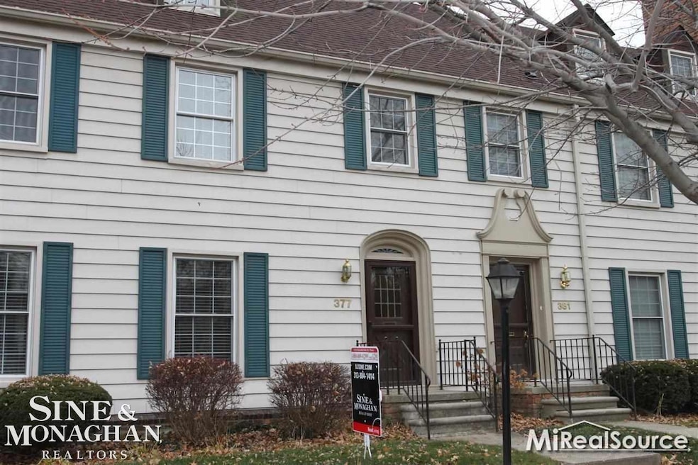 377 Rivard Blvd unit 3, Grosse Pointe, MI 48230 - photo 1