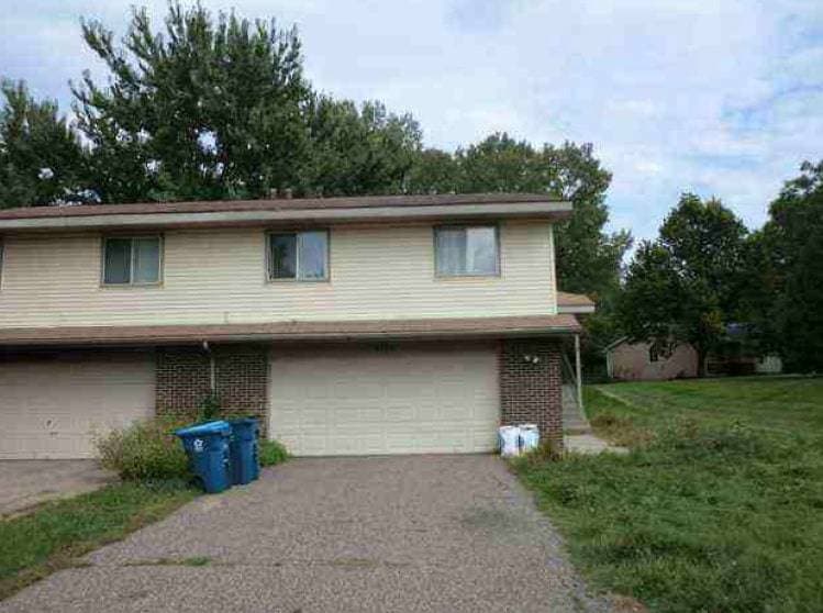 6220 Kirkwood Ln N, Maple Grove, MN 55369 - photo 1