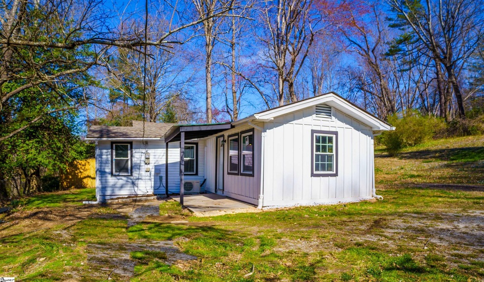 132 Appalachian Ave, Hendersonville, NC 28792 - photo 1