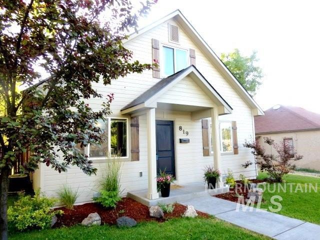 819 Nectarine St, Nampa, ID 83686 - photo 1