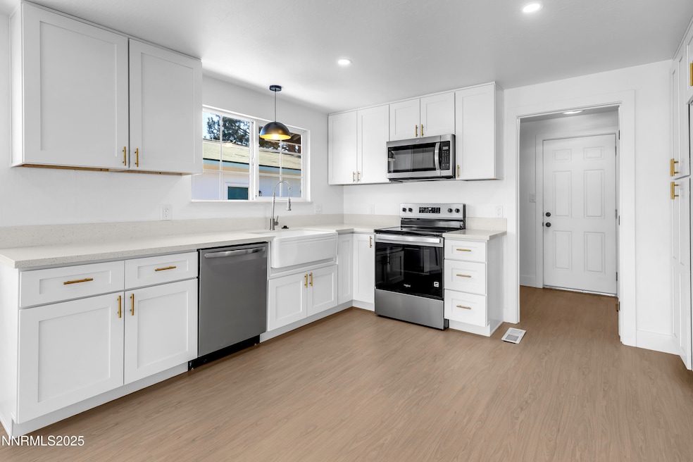 Under Contract $504,000