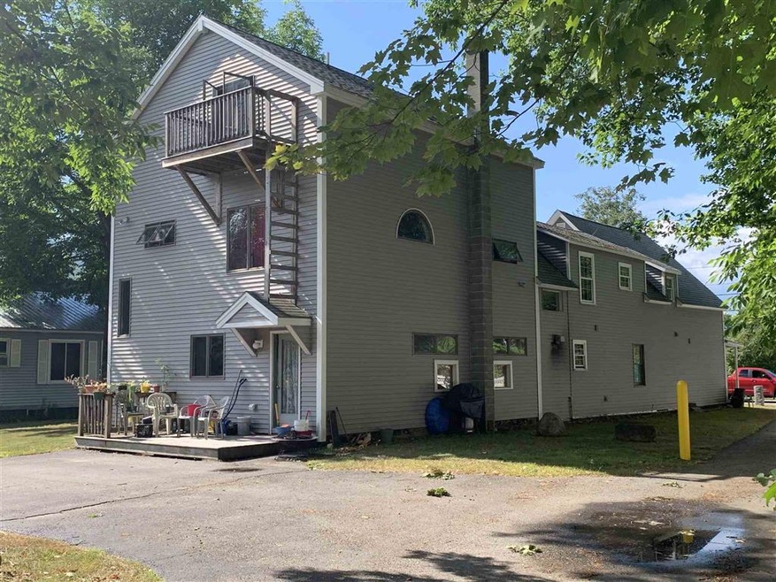 34 Maple St, Lincoln, NH 03251 - photo 1