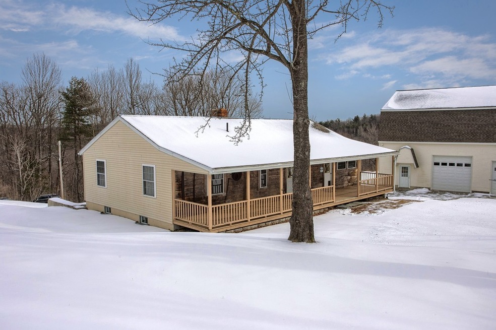 435 Partridge St, Gardner, MA 01440 - photo 1