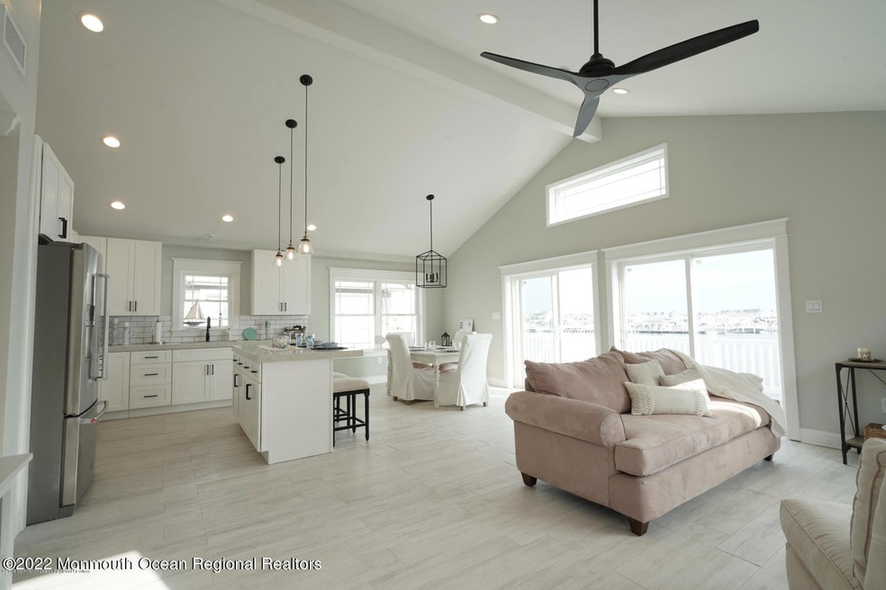 313 W Bayview Dr, Lavallette, NJ 08735 - photo 1