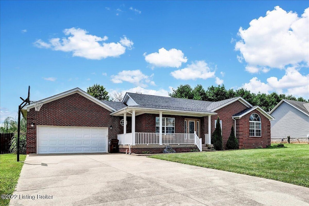 440 Helmwood Cir, Mount Washington, KY 40047 - photo 1