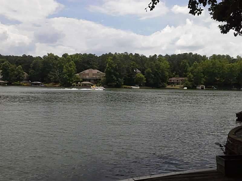 Waterfront/Dock/Pier. This is what you will wake up to  everyday.