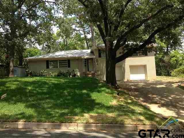 2816 2816 Bateman, Tyler, TX 75701 - photo 1