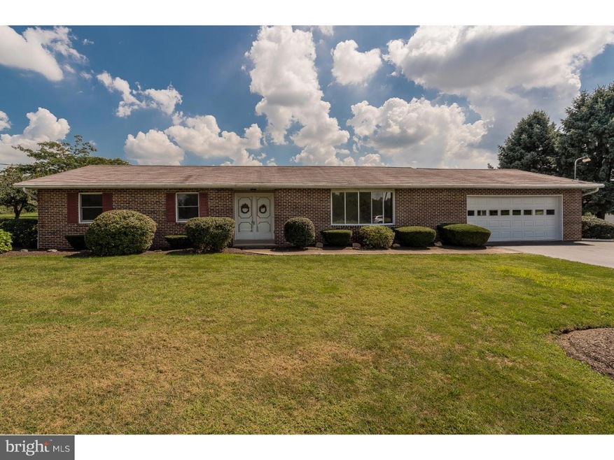 30 Slater Rd, Reading, PA 19605 - photo 1