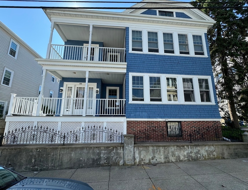 125 Barlow St, Fall River, MA 02723 - photo 1