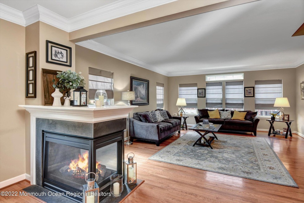 03-Living Room