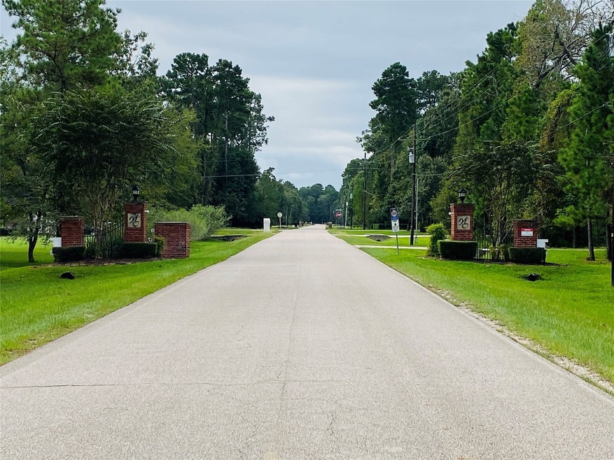 11817 White Oak Pass, Conroe, TX 77385 - photo 1