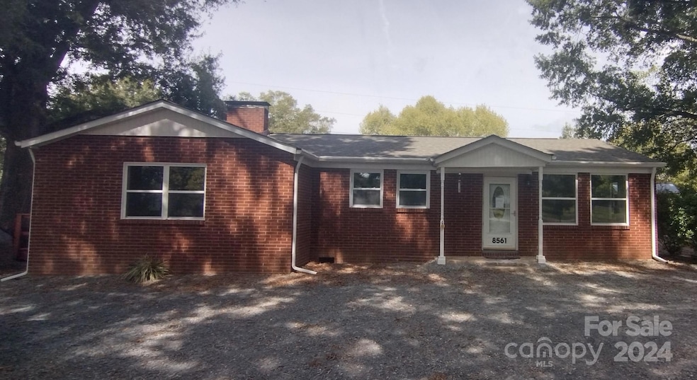 8561 Honeycutt Rd, Stanfield, NC 28163 - photo 1