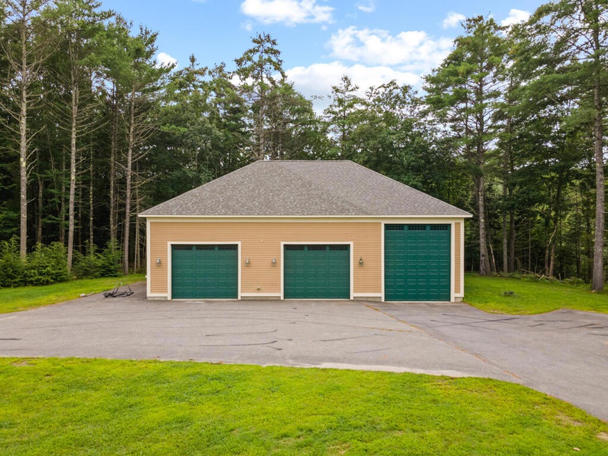 22 Caldwell Cir, Lewiston, ME 04240 - photo 1