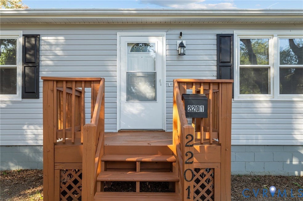 2201 Wright Ave, Richmond, VA 23224 - photo 1